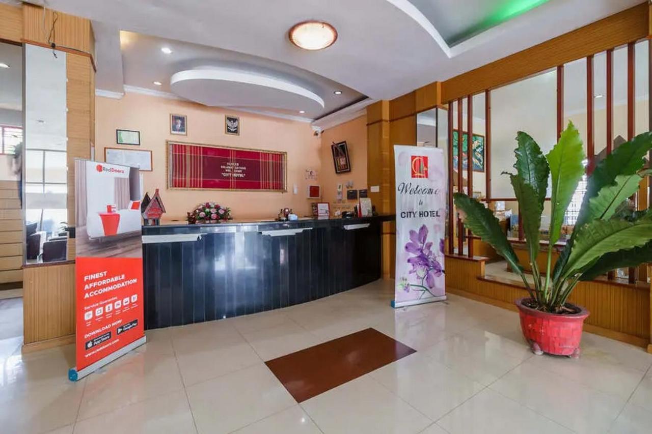 Hotel RedDoorz @ Pematangsiantar Zewnętrze zdjęcie