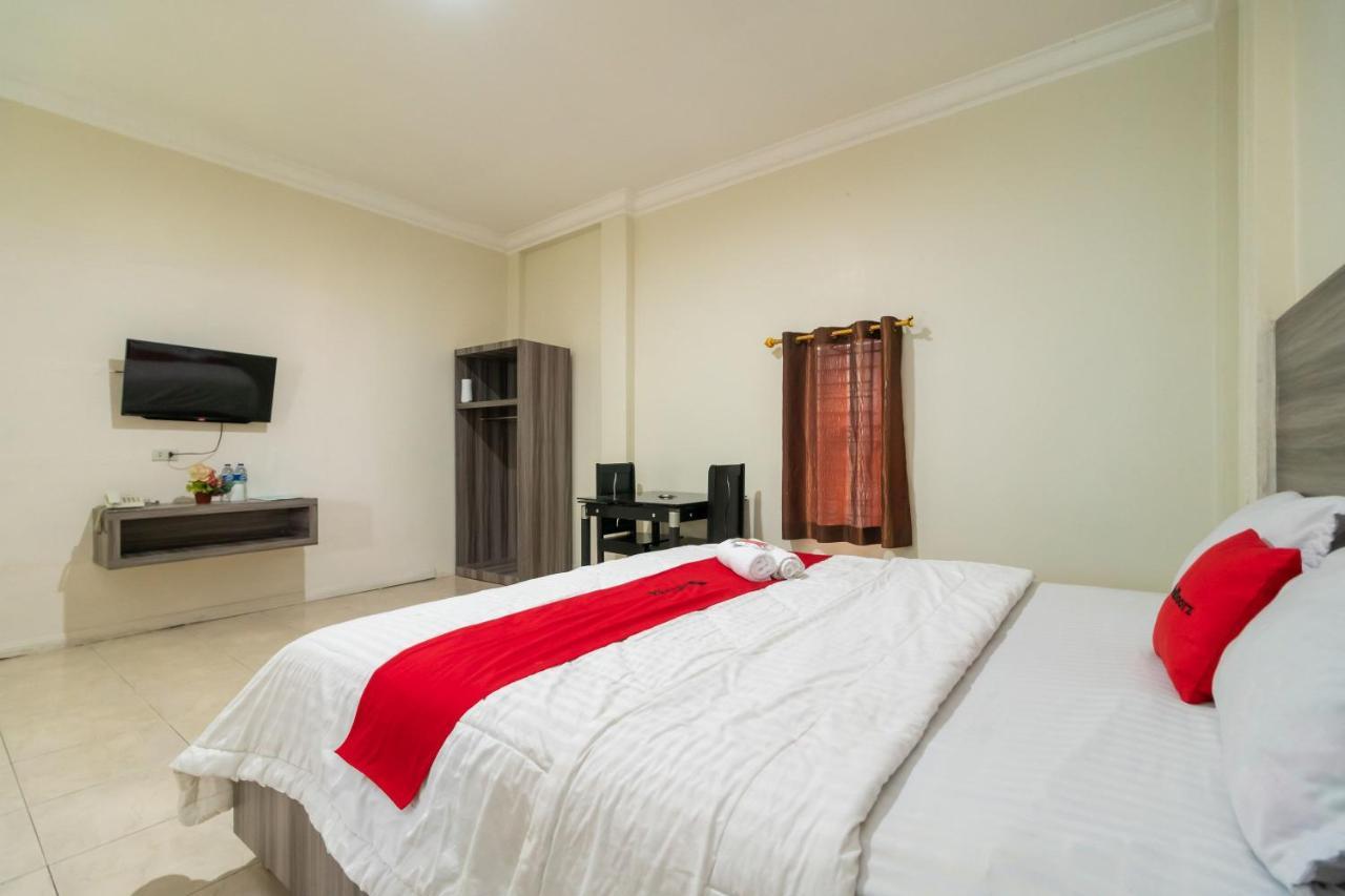 Hotel RedDoorz @ Pematangsiantar Zewnętrze zdjęcie