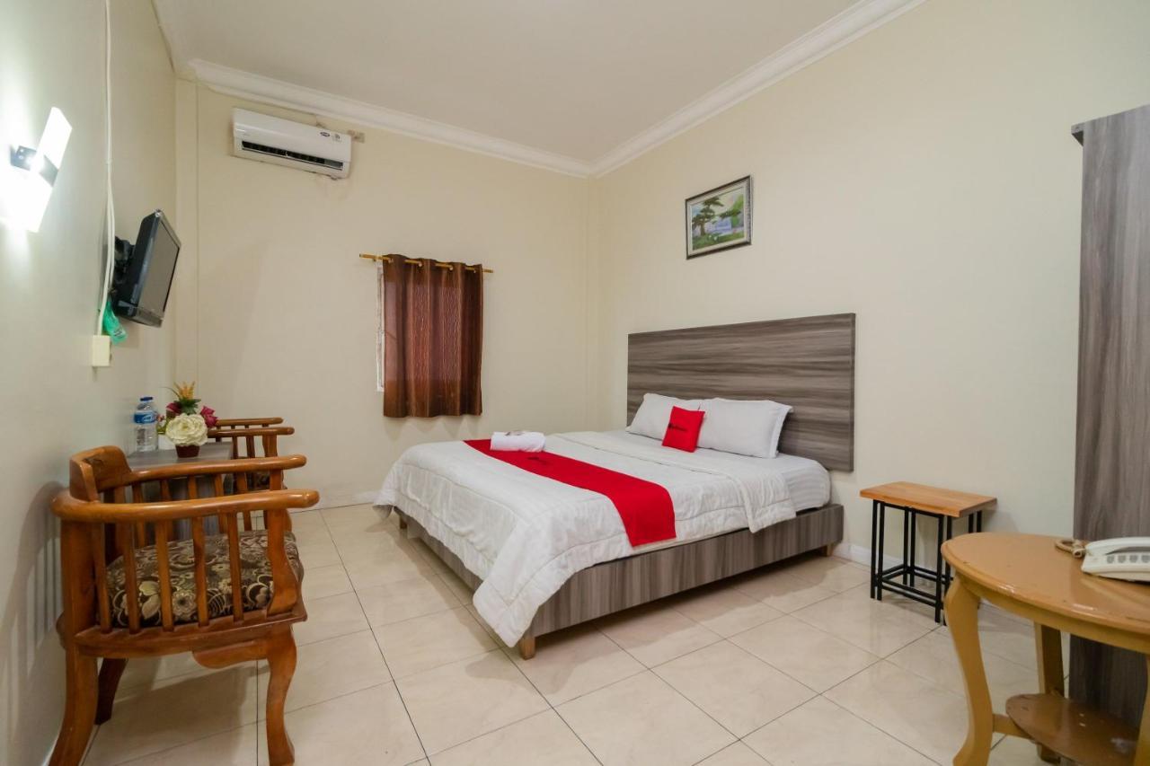Hotel RedDoorz @ Pematangsiantar Zewnętrze zdjęcie