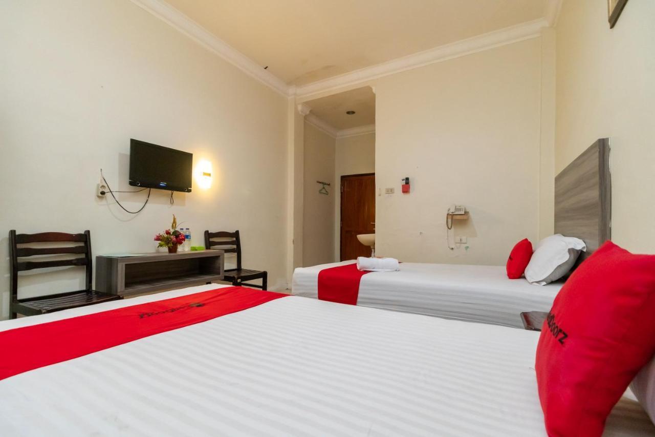Hotel RedDoorz @ Pematangsiantar Zewnętrze zdjęcie
