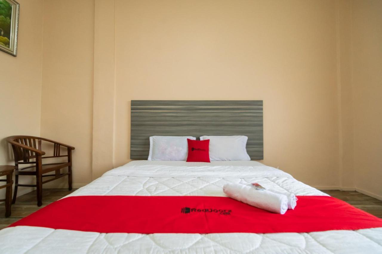 Hotel RedDoorz @ Pematangsiantar Zewnętrze zdjęcie