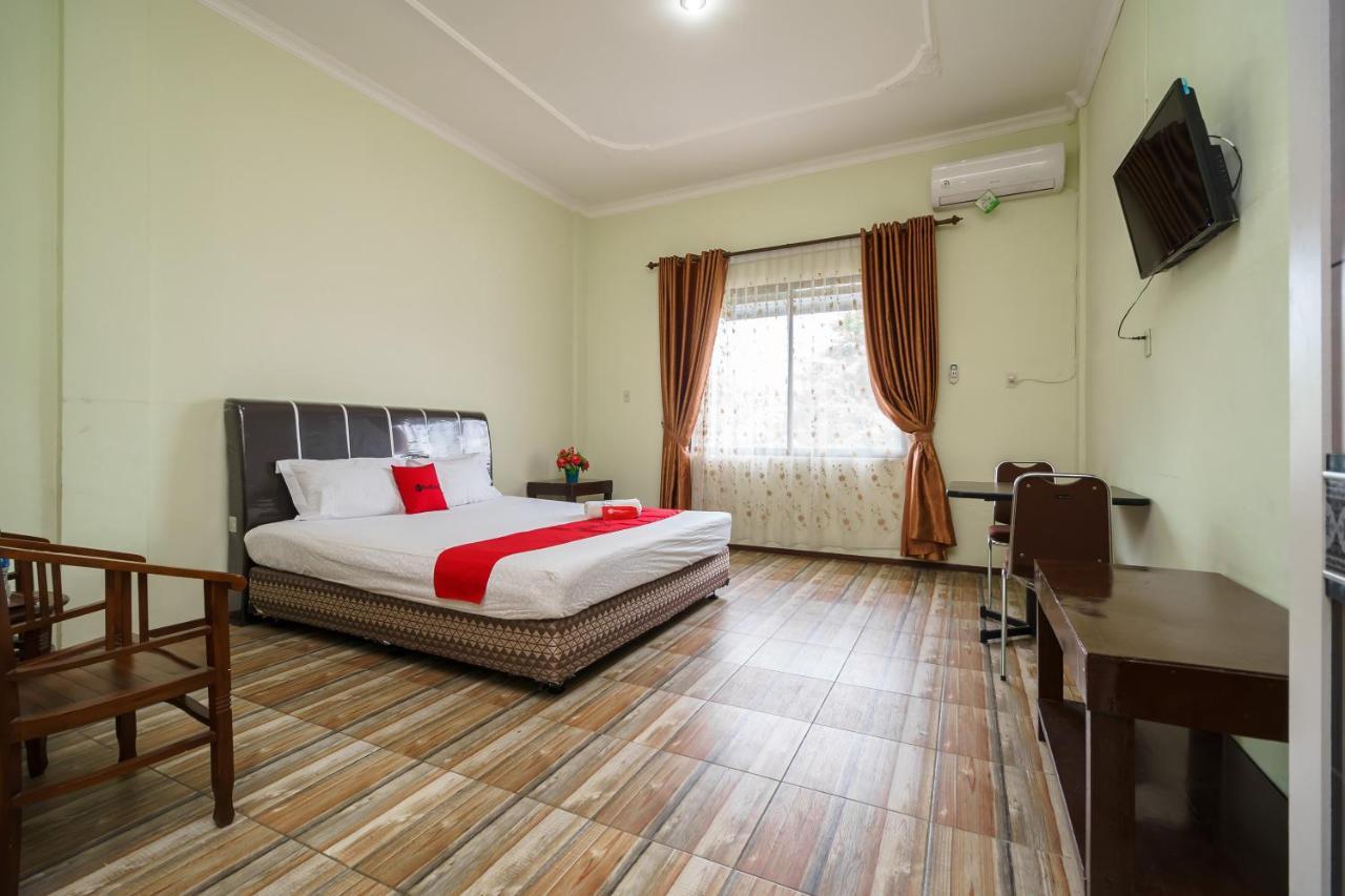 Hotel RedDoorz @ Pematangsiantar Zewnętrze zdjęcie